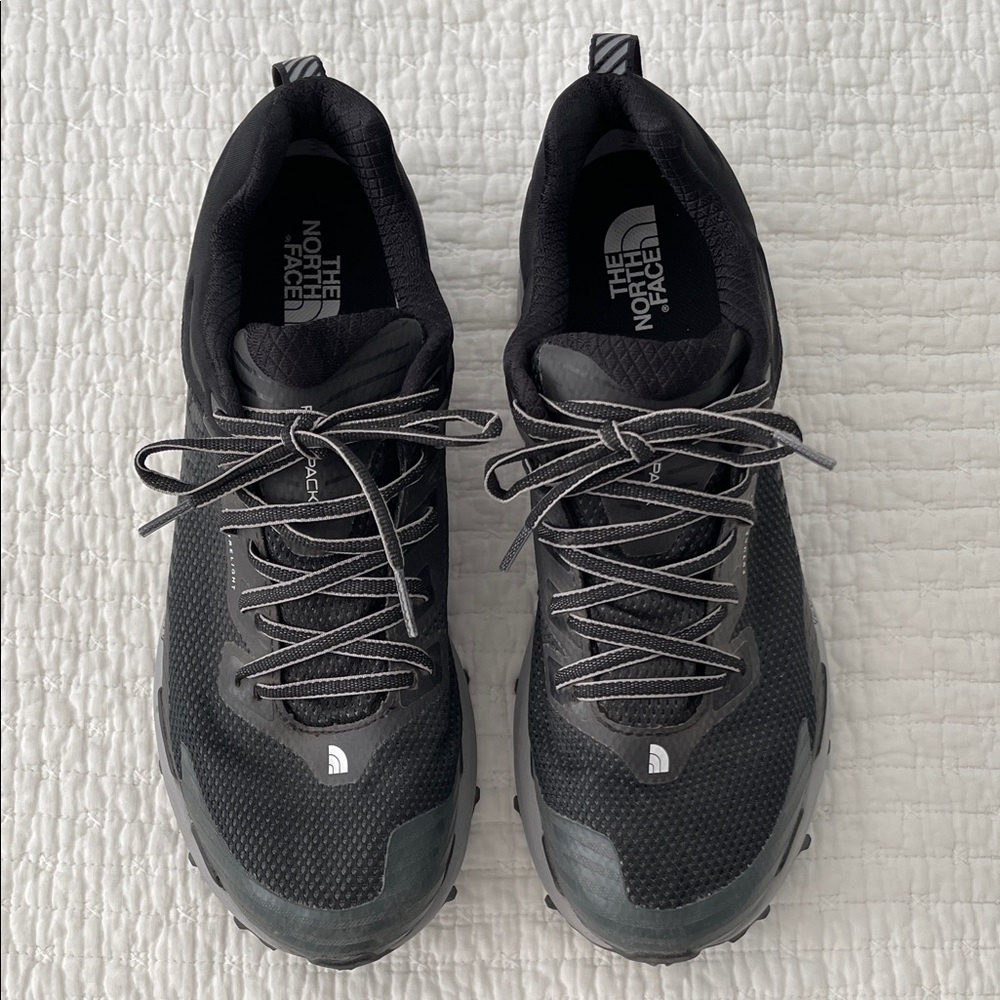The North Face Men's Black and Gray Vectiv Athletic shoes